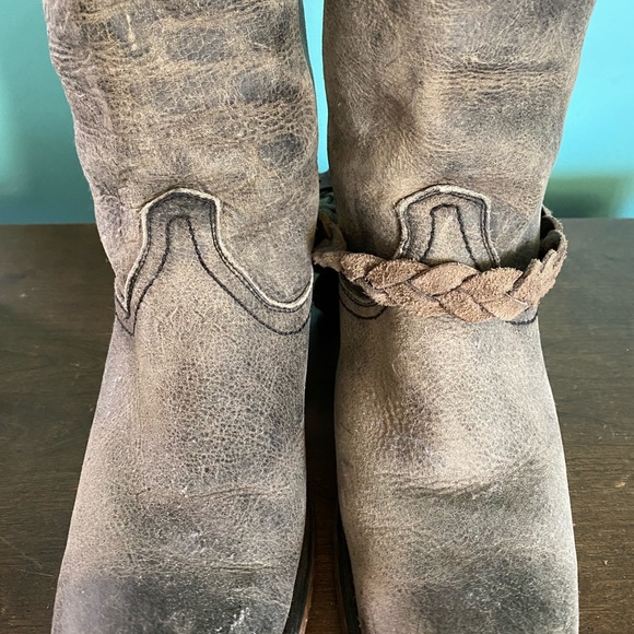 Distressed Leather Boots - Picture 4 of 6